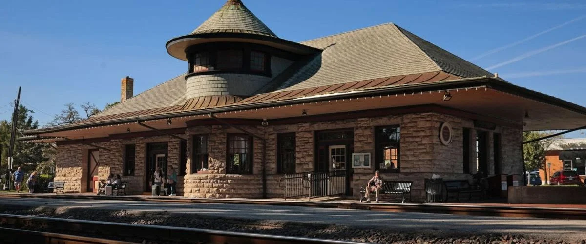 Kirkwood Amtrak Station, Routes & Schedule