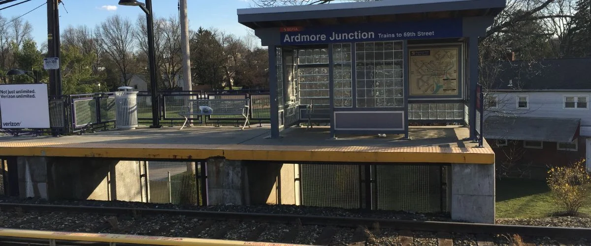 Amtrak Station Near Ardmore Airport (AMZ)