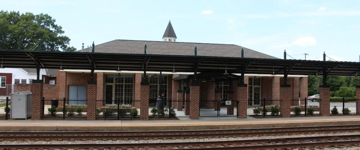 Amtrak Station Near Concord Municipal Airport (CON)