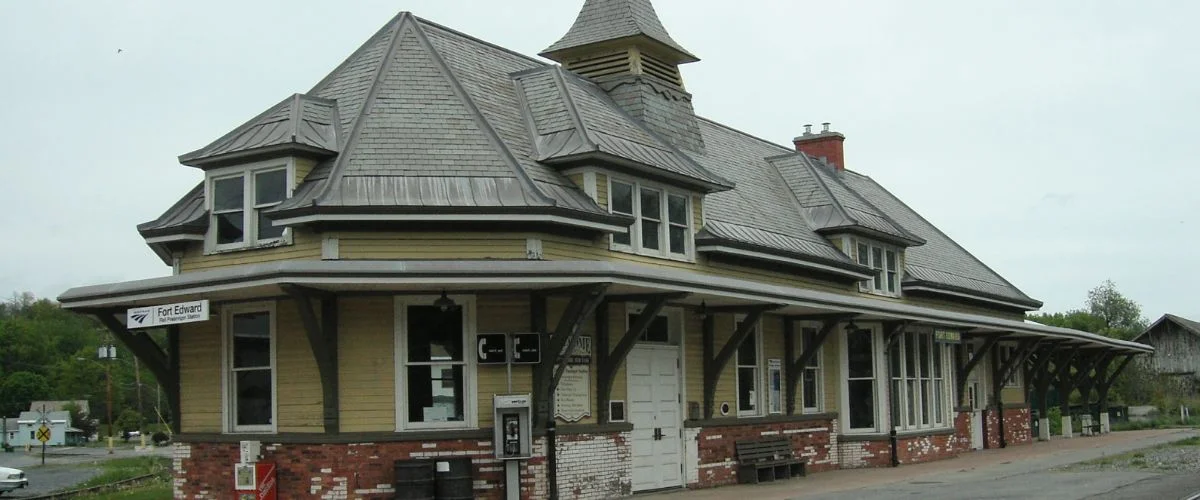 Amtrak Station Near Floyd Bennett Memorial Airport (GFL)