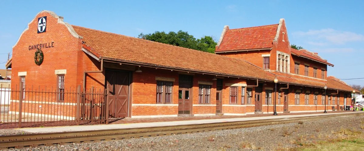 Amtrak Station near Lee Gilmer Memorial Airport (GVL)