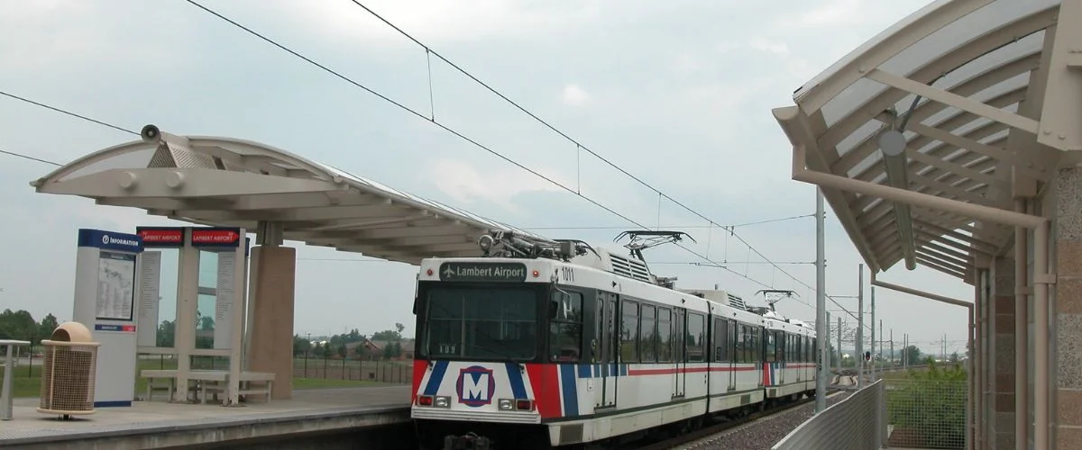 Amtrak Station near MidAmerica St. Louis Airport / Scott Air Force Base (BLV)