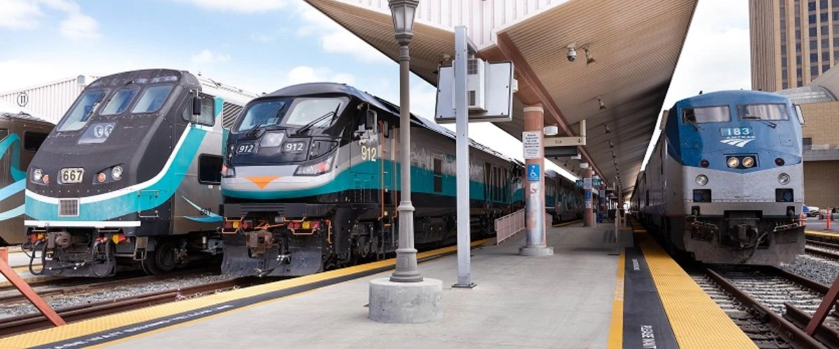 Amtrak Station Near Santa Monica Municipal Airport (SMO)