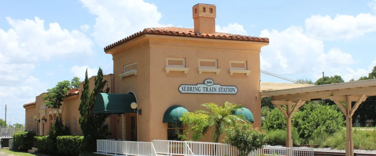 Amtrak Station near Sebring Regional Airport (SEF)