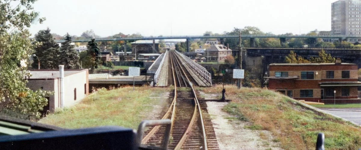 Amtrak Station Near Natchez–Adams County Airport (HEZ)