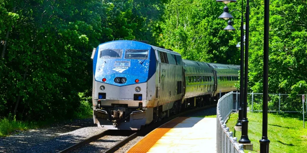 Essential Safety Tips for Amtrak Unaccompanied Minor Travel
