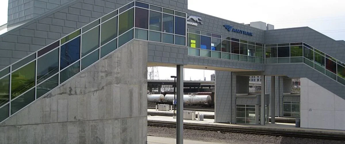 Amtrak Station Near St. Louis Regional Airport (ALN)
