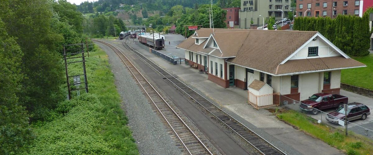 Hood River Amtrak Station