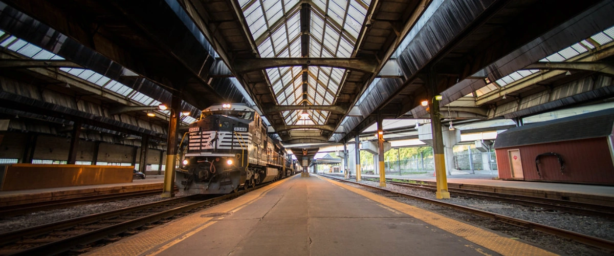 Pittsburgh Amtrak Station, Routes & Schedule