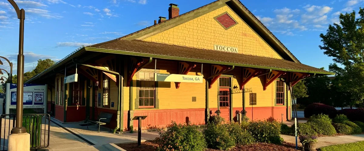 Toccoa Amtrak Station, Routes & Schedule