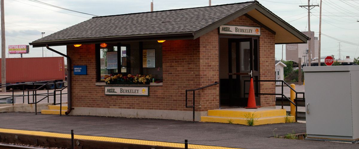 Amtrak Station Near Berkeley County Airport (MKS)