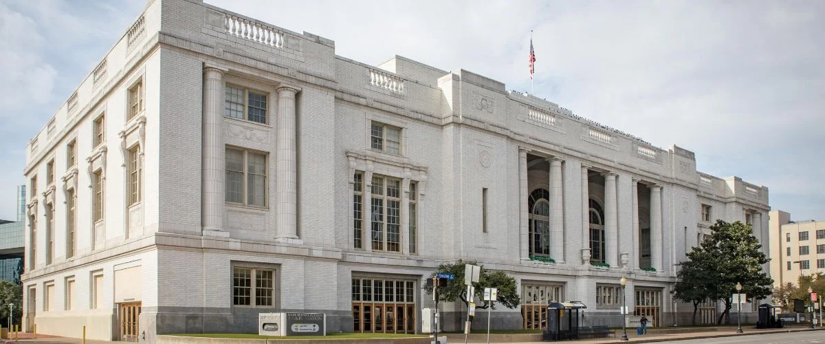 Amtrak Station Near Dallas Love Field (DAL)