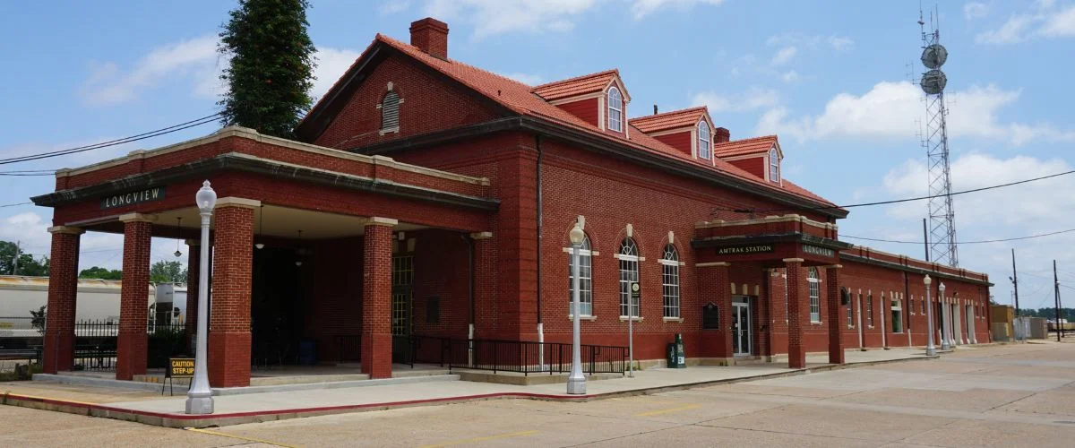 Amtrak Station Near East Texas Regional Airport (GGG)