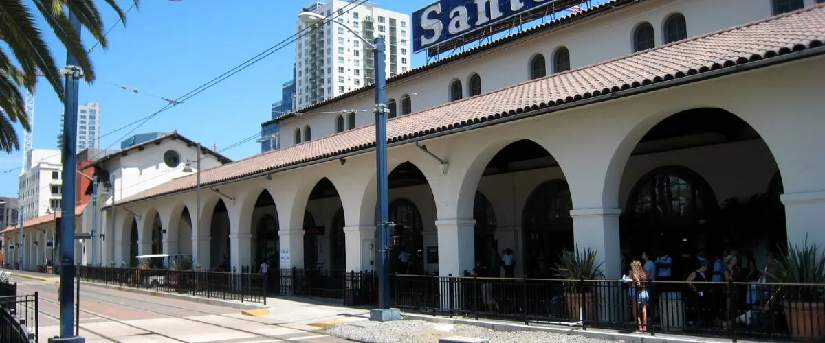 Amtrak Station Near Gage Airport (GAG)