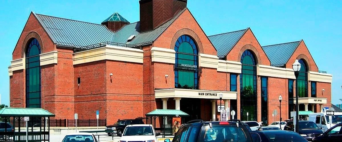 Amtrak Station Near Ogdensburg International Airport (OGS)